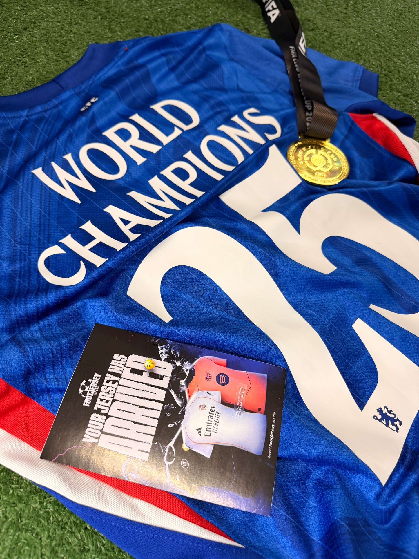 Chelsea Legacy Edition: Home Kit & Gold Medal Combo