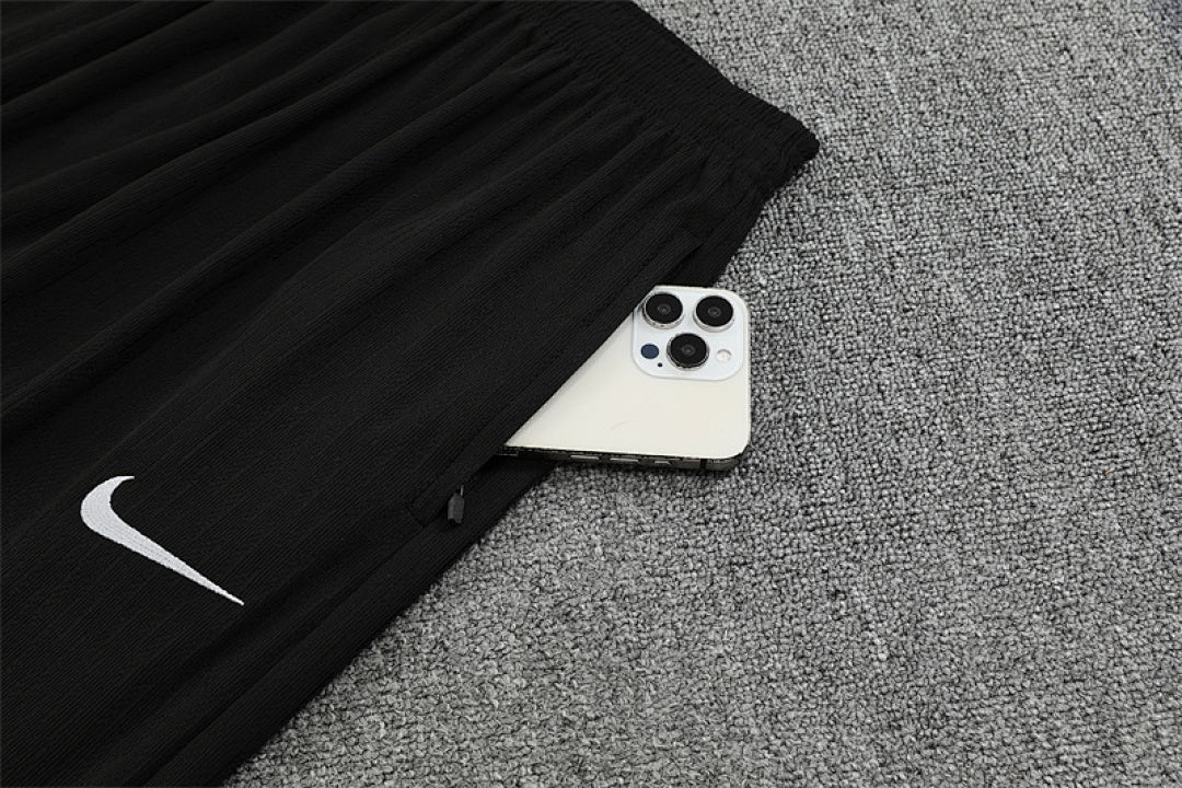 Chelsea Pre-Match Black II Tracksuit 25/26